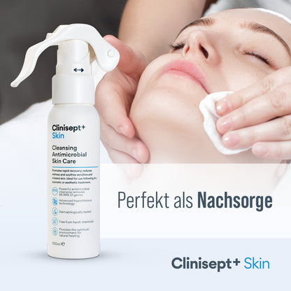 Clinisept+ Skin 100 ml Sprühflasche neben Behandlungsszene – Frau erhält sanfte Gesichtspflege mit Wattepad, beworben als perfekte Nachsorge